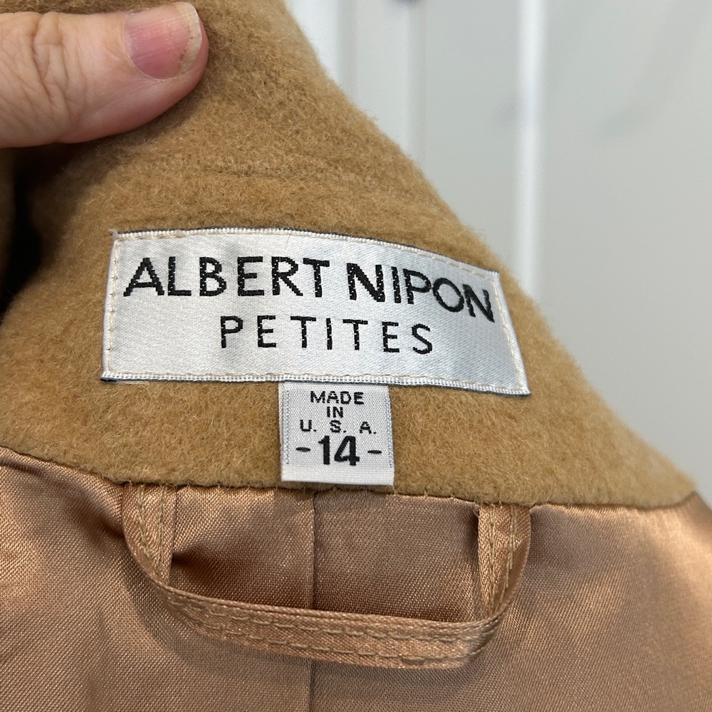 Vintage 1980s Albert Nipon ๐ฏ% Camel Hair Coat |Size 14P - Picture 12 of 16